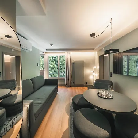 Hop Apartments & Suites-2